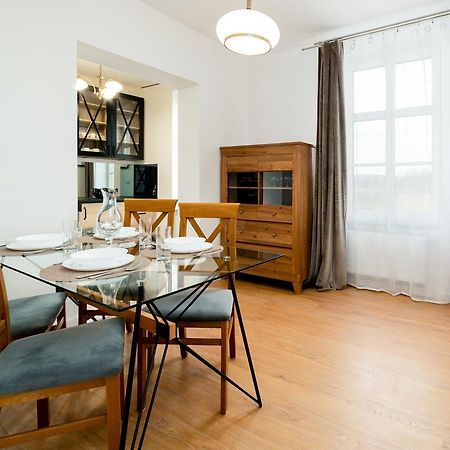 Apartamenty Everysky - Gorna 8 耶莱尼亚古拉 外观 照片